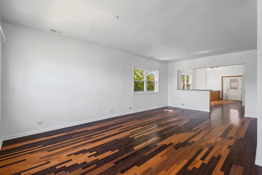 5230 S Lockwood Avenue, Chicago, IL 60638 - #3