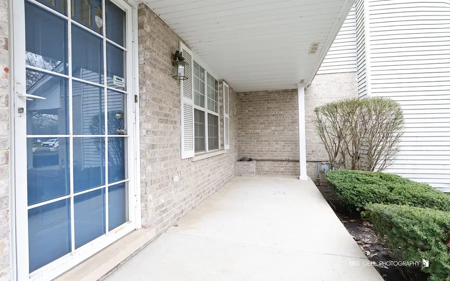 402 S Frontenac Street, Aurora, IL 60504 - #2