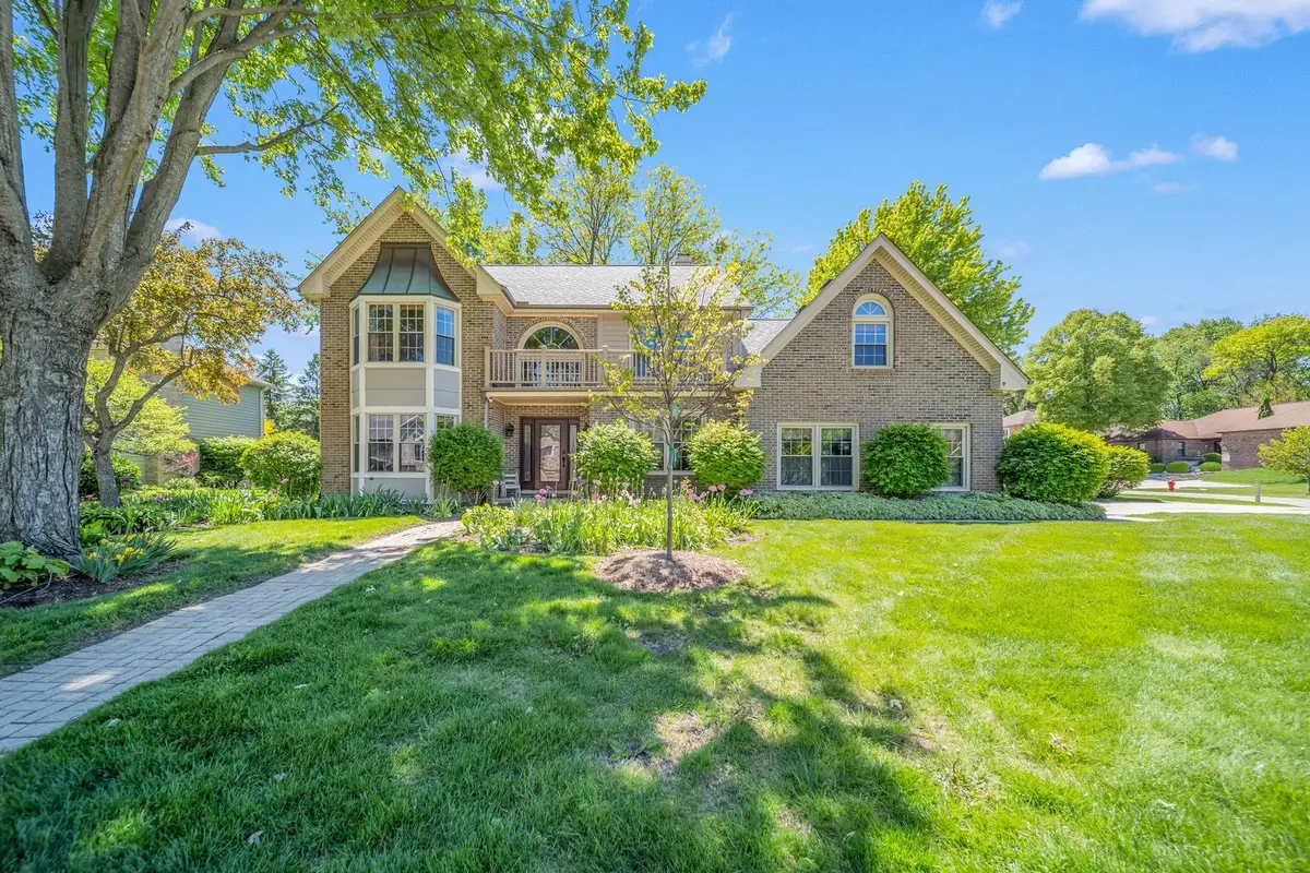 323 Ford Lane, Bartlett, IL 60103 - #1