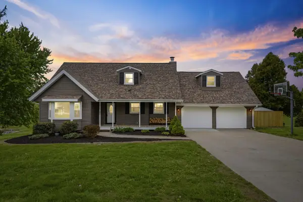 645 Suncrest Court, Sherrard, IL 61281