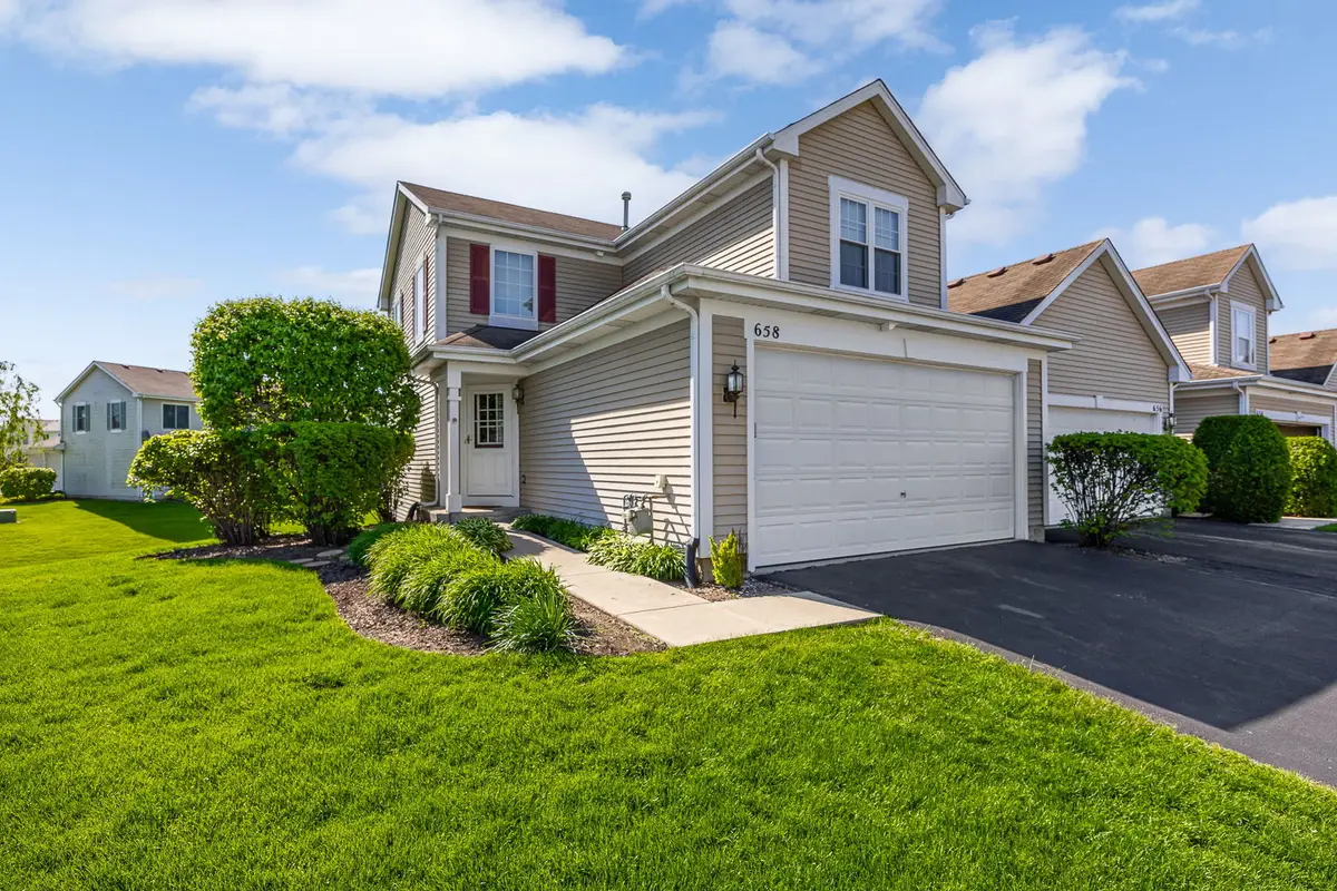 658 Chestnut Ridge, Minooka, IL 60447 - #1