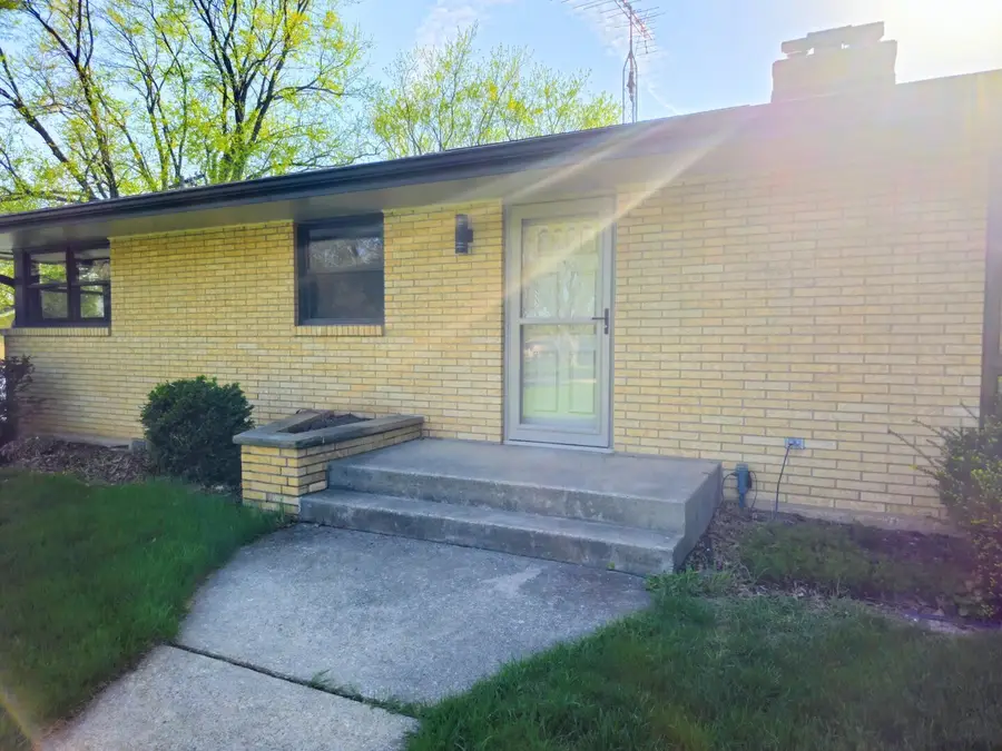 7540 Ivory Court, Rockford, IL 61108 - #2