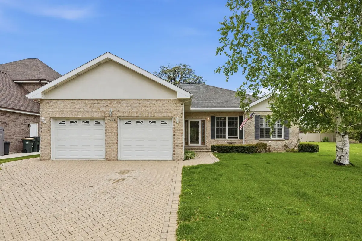 7550 Blazer Avenue, Justice, IL 60458 - #1