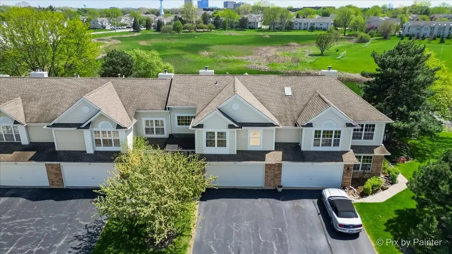 902 Huntington Drive, Elk Grove Village, IL 60007 - #3