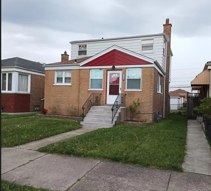 12610 S Laflin Street, Calumet Park, IL 60827 - #1
