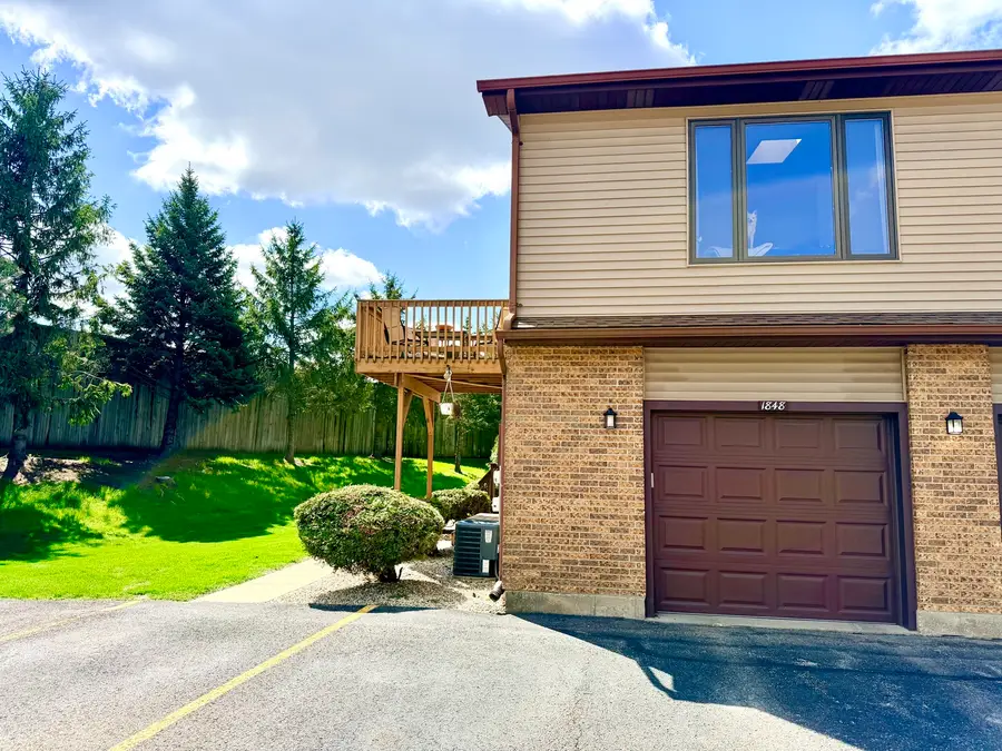 1848 Kerrybrook Court #1848, Sycamore, IL 60178 - #2