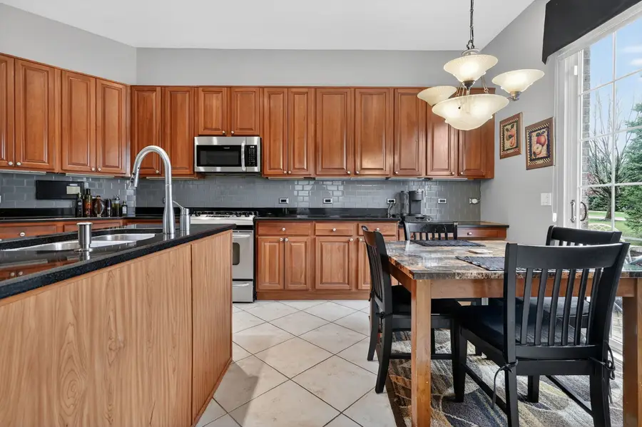 2072 Inverness Drive, Vernon Hills, IL 60061 - #3