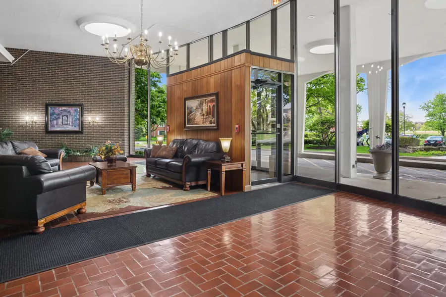 20 N Tower Road #9C, Oak Brook, IL 60523 - #3