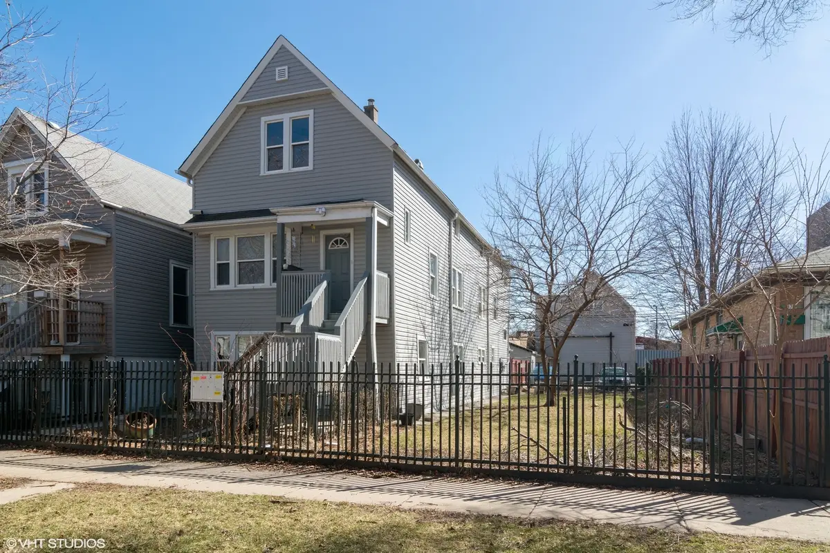 3707 W Mclean Avenue, Chicago, IL 60647 - #1