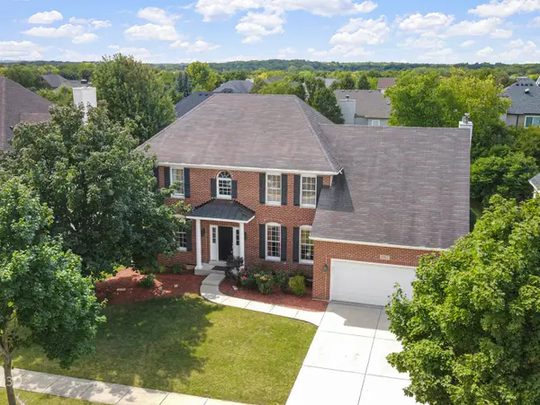 852 Sunrise Drive, South Elgin, IL 60177
