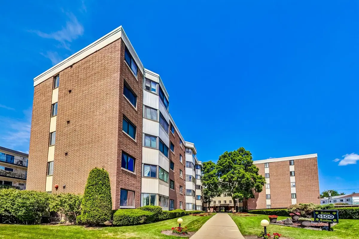 5500 Lincoln Avenue #201W, Morton Grove, IL 60053 - #1