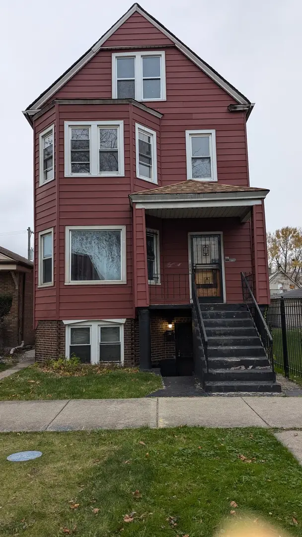 8112 S Exchange Avenue, Chicago, IL 60617 - #1
