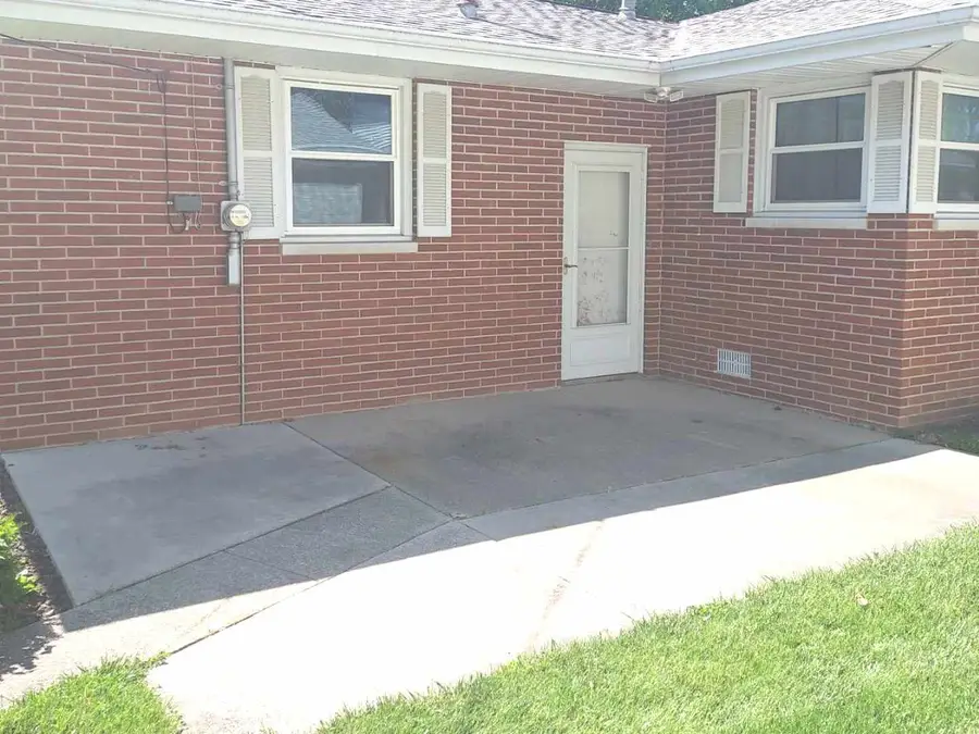 207 N Center Street, Tuscola, IL 61953 - #2