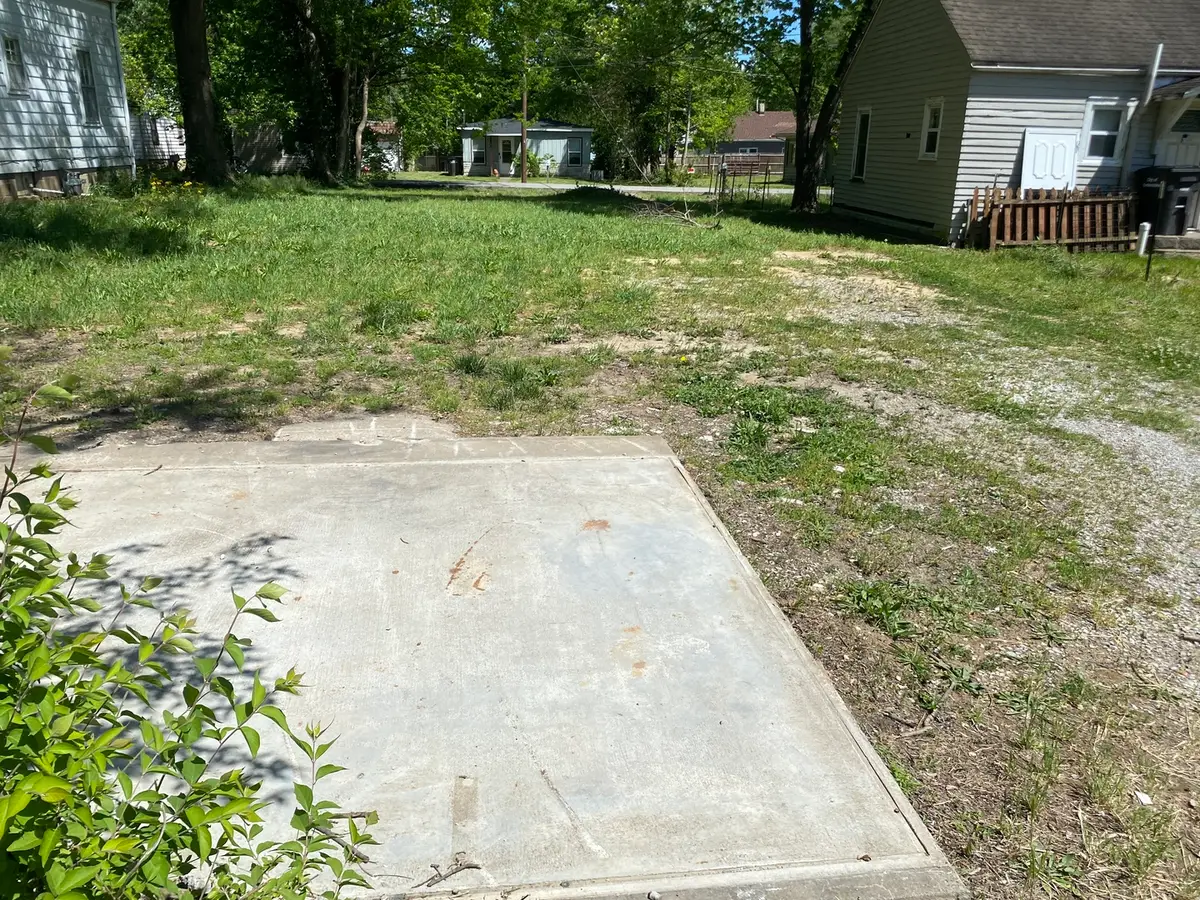 704 N James Street, Carbondale, IL 62901 - #1