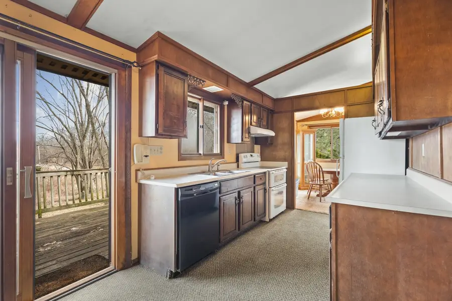 6867 N Eggert Road, Rock City, IL 61070 - #3