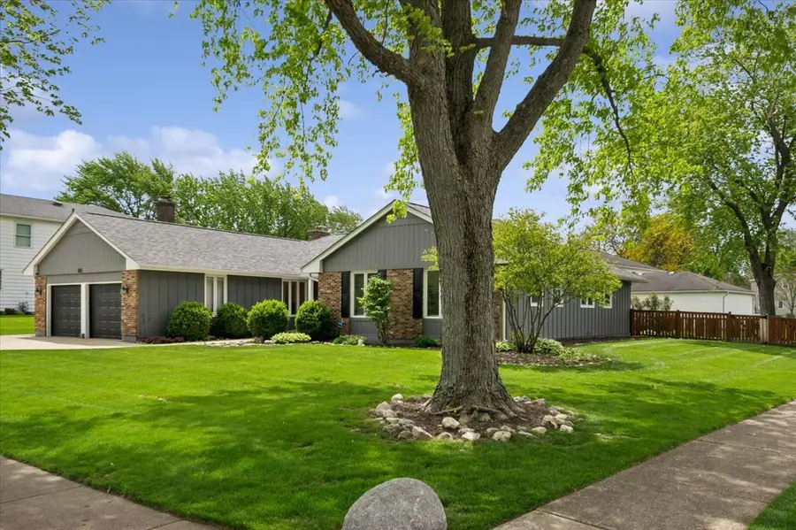 652 S Middleton Avenue, Palatine, IL 60067 - #2