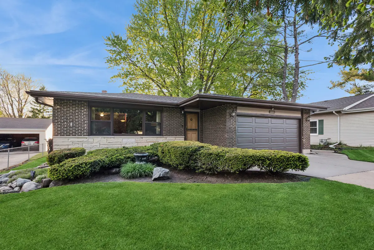 1020 Valewood Drive, Bartlett, IL 60103 - #1