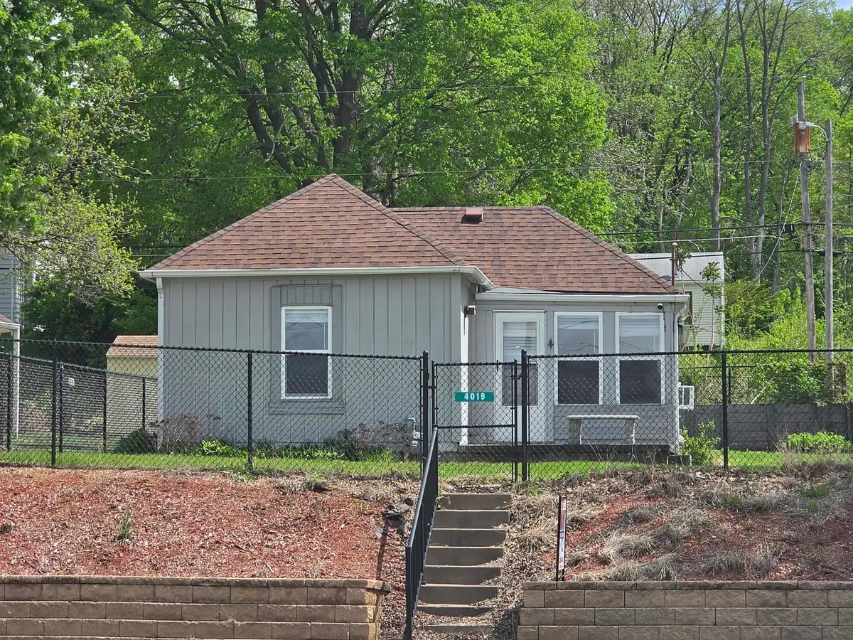 4019 11th Street, Rock Island, IL 61201 - #1