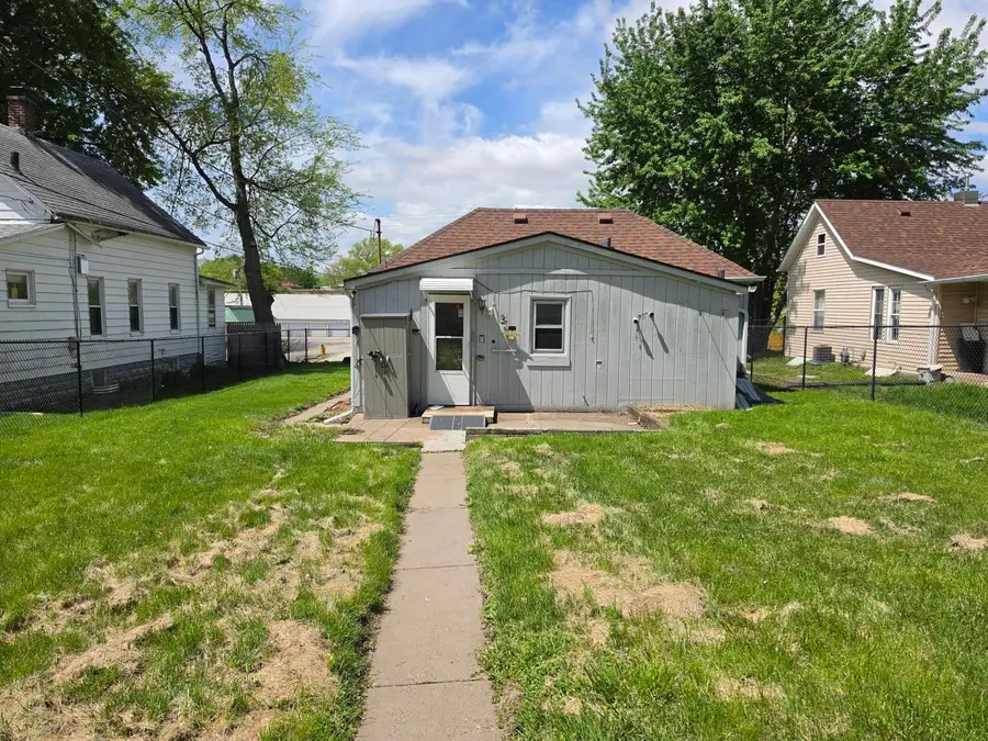 4019 11th Street, Rock Island, IL 61201 - #3