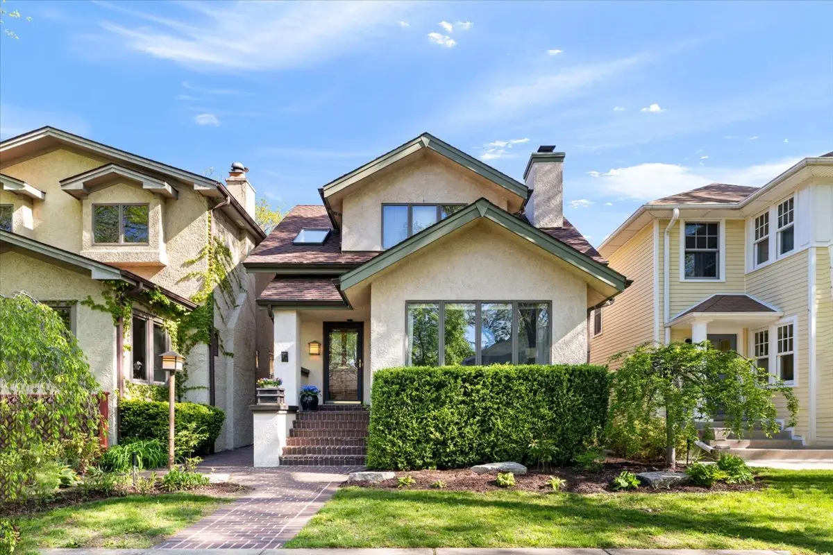 1123 Cleveland Street, Evanston, IL 60202 - #1