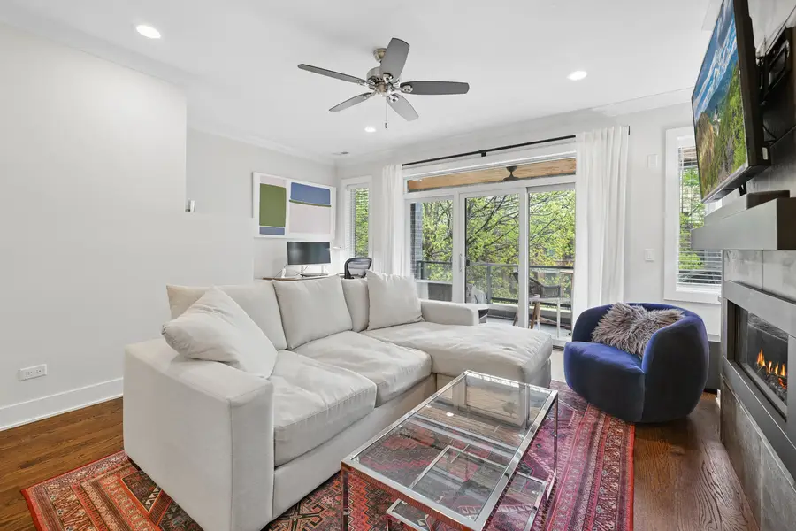 3614 N Damen Avenue #2, Chicago, IL 60618 - #3