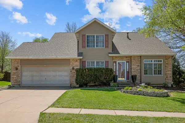 3509 Fawn Lane, Bettendorf, IA 52722