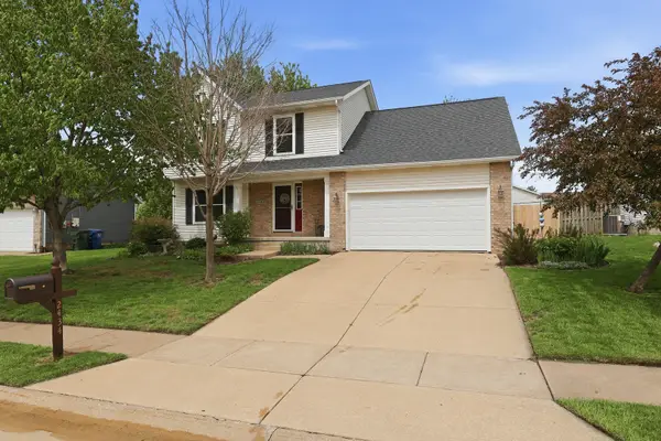 2434 W 62nd Street, Davenport, IA 52806