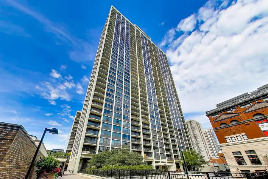 1560 N Sandburg Terrace #1708, Chicago, IL 60610 - #2