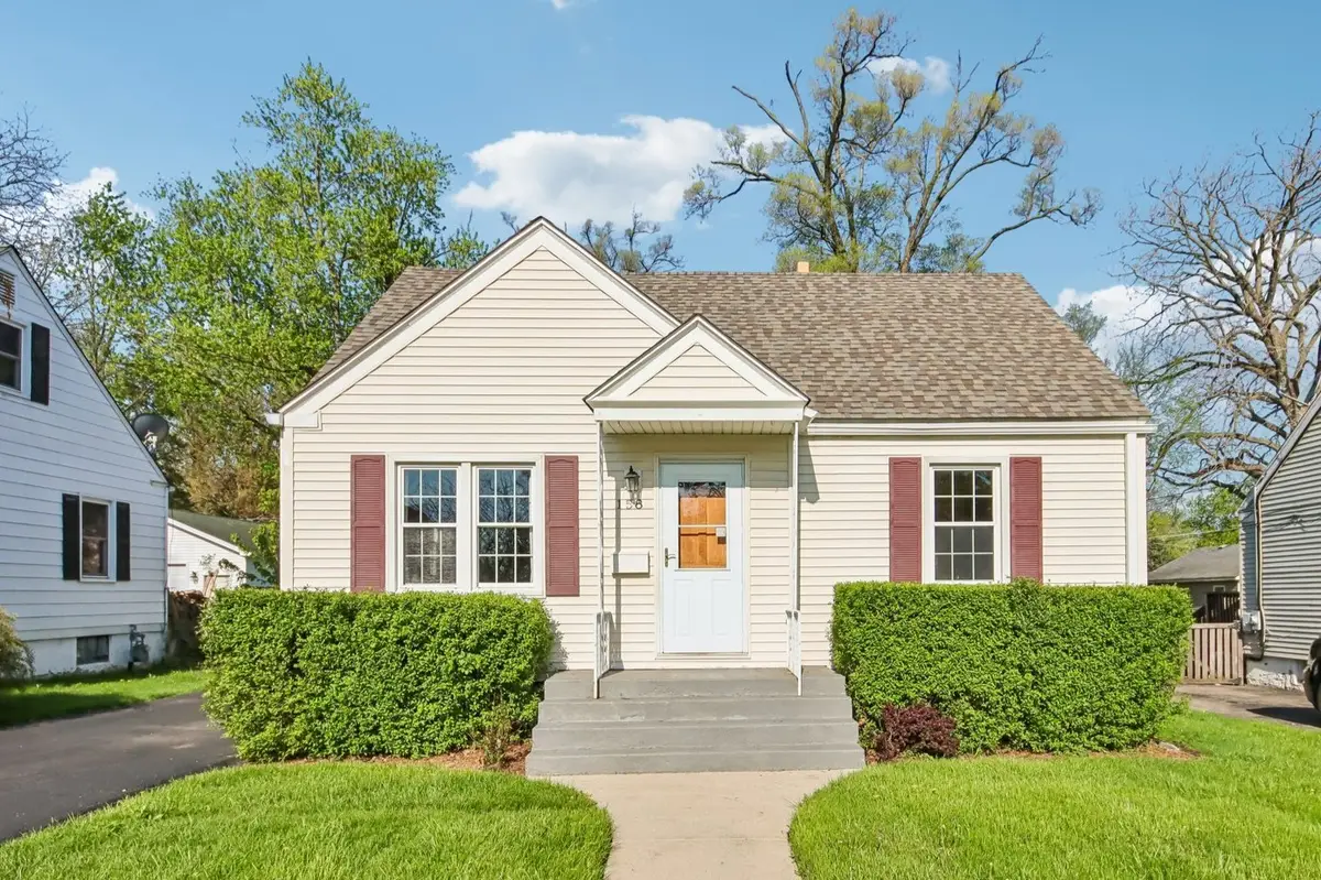 158 N Garfield Avenue, Mundelein, IL 60060 - #1