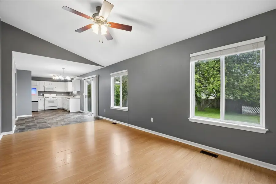2070 Whitmore Drive, Romeoville, IL 60446 - #3