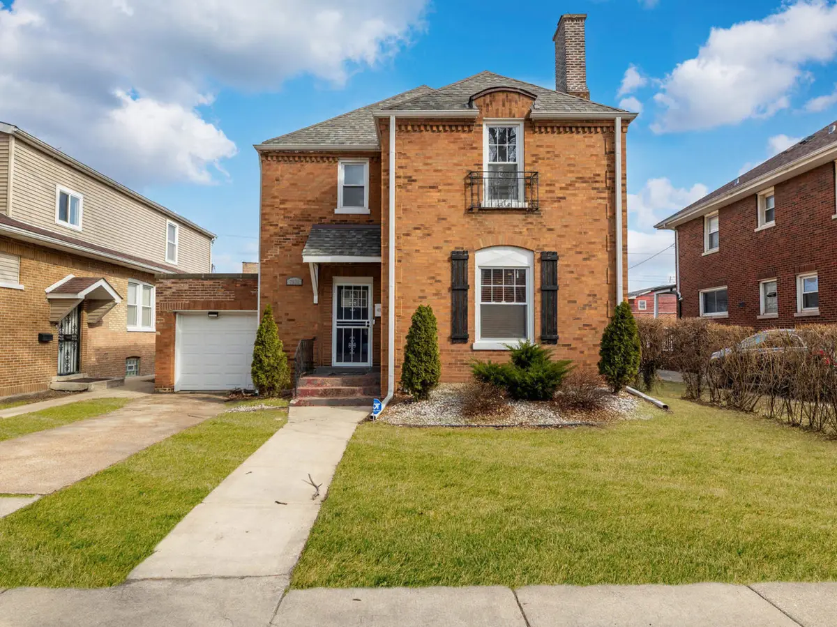 7931 S Paxton Avenue, Chicago, IL 60617 - #1