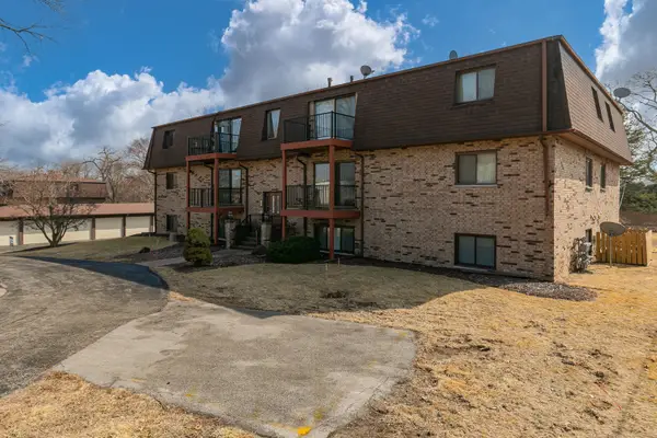 5102 25th Ave Court #201, Moline, IL 61265