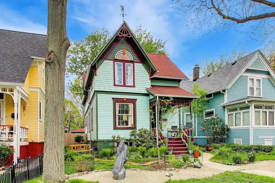 1206 Sherman Avenue, Evanston, IL 60202 - #2