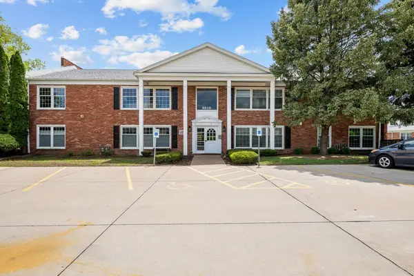 3215 E Locust Street #15, Davenport, IA 52803
