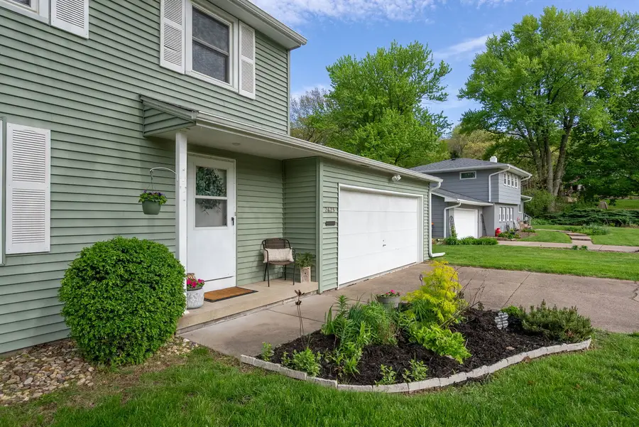 2625 Fairhaven Road, Davenport, IA 52803 - #3