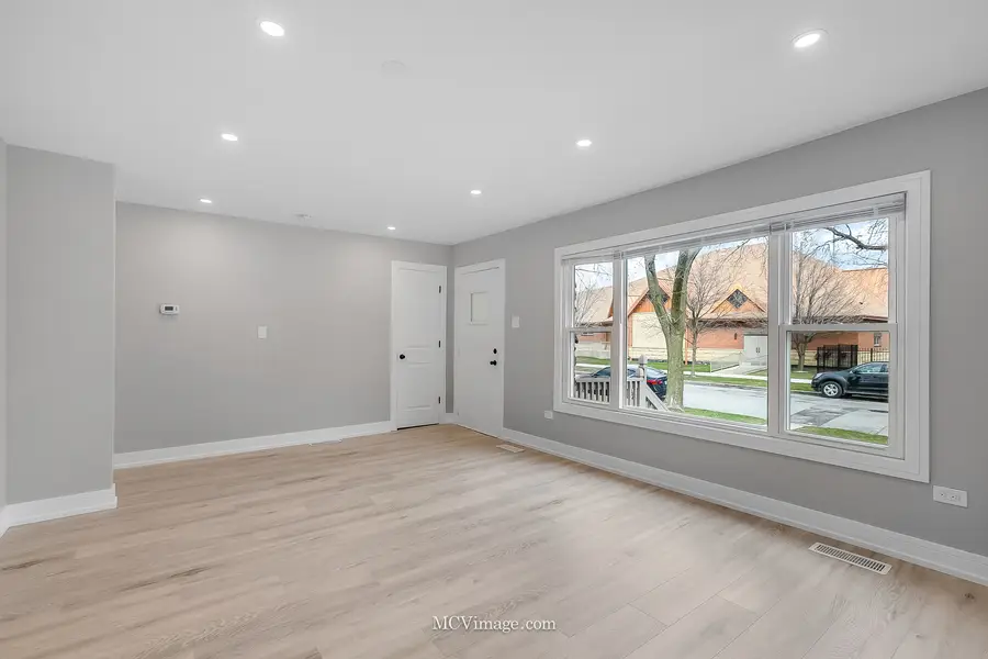 9428 S Perry Avenue, Chicago, IL 60620 - #2
