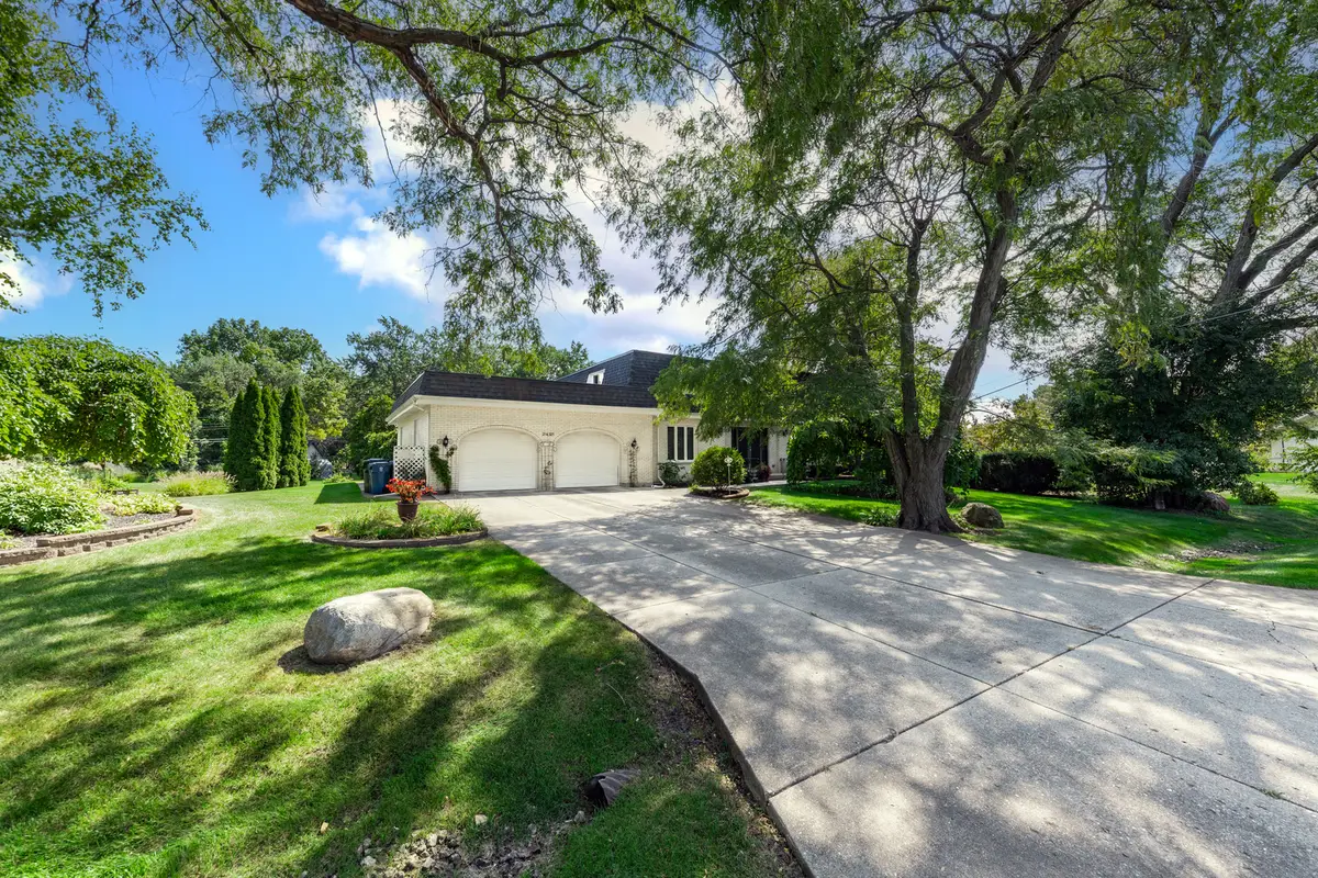 21W325 Sunnyside Drive, Itasca, IL 60143 - #1