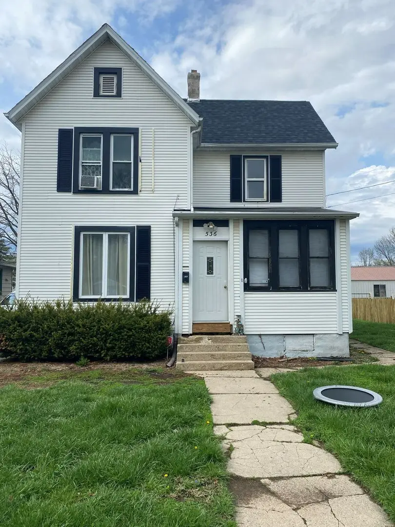 536 W American Street, Freeport, IL 61032 - #1