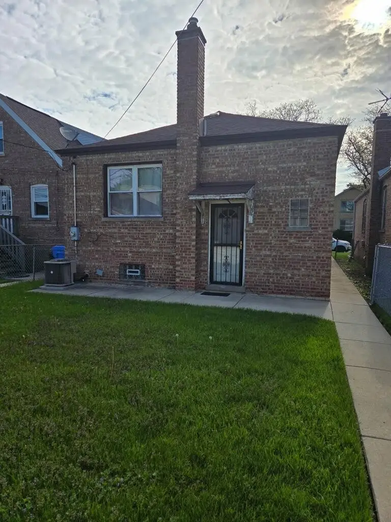 7252 S Francisco Avenue, Chicago, IL 60629 - #2