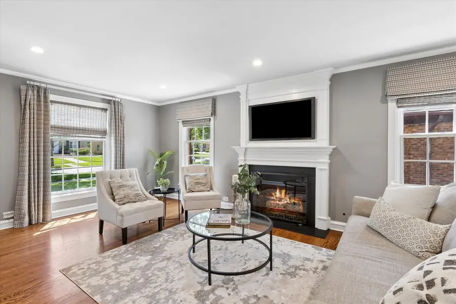 349 E Ridge Avenue, Elmhurst, IL 60126 - #3
