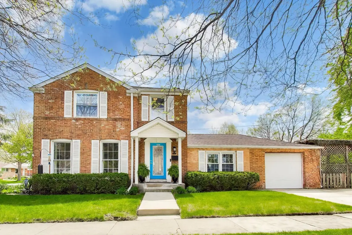 1609 W Brown Street, Arlington Heights, IL 60004 - #1