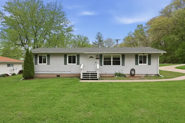 137 E 7th Street, Coal Valley, IL 61240