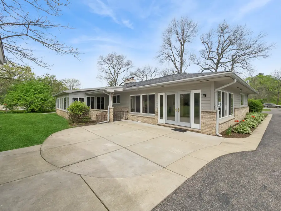 11613 Country Club Road, Woodstock, IL 60098 - #2
