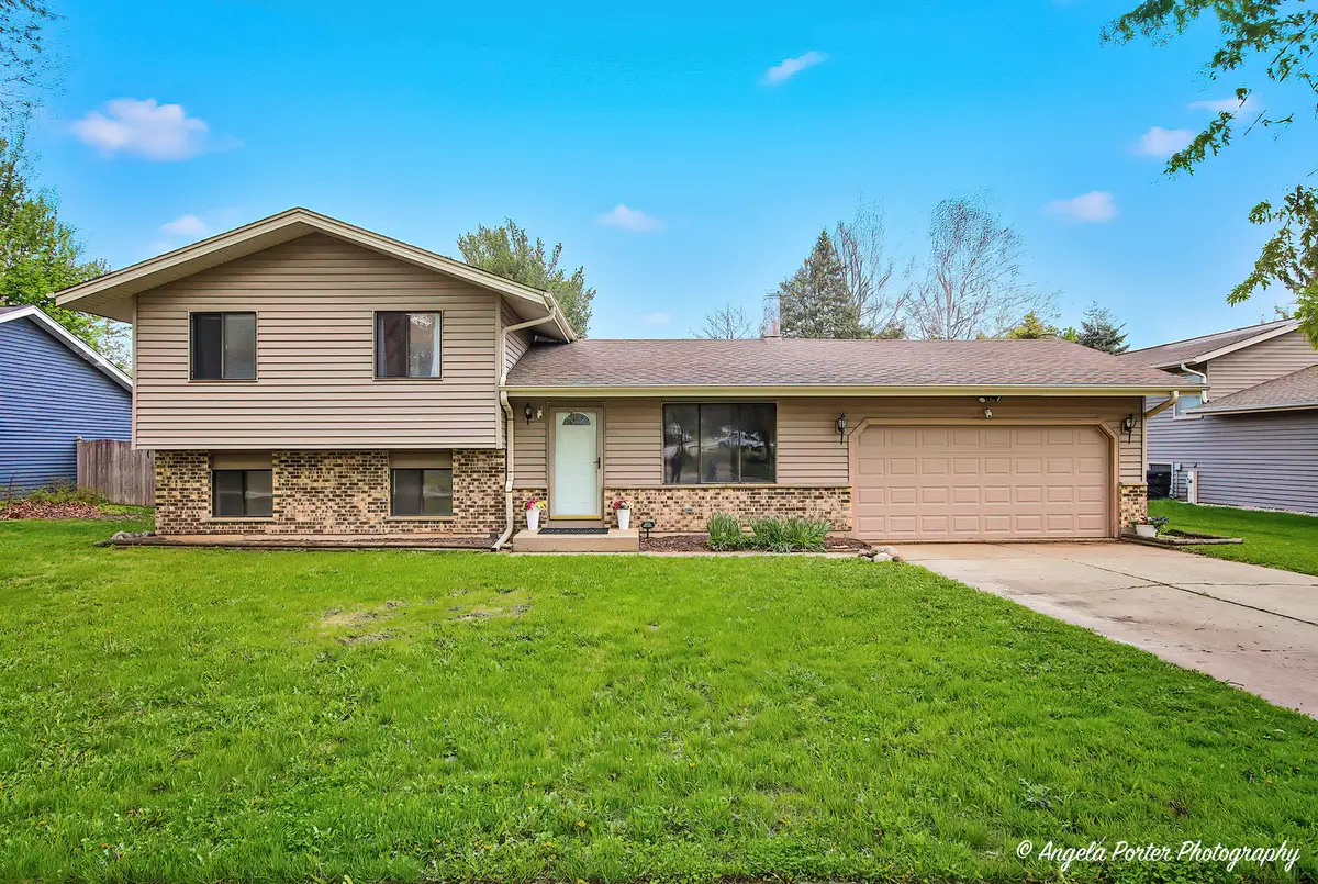 213 Windridge Drive, McHenry, IL 60050 - #1