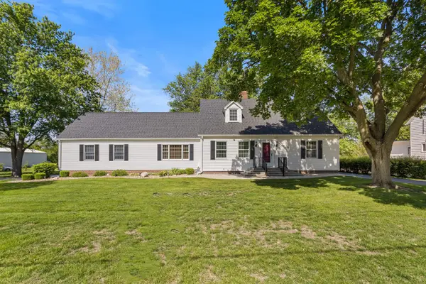 520 S Main Street, Gifford, IL 61847