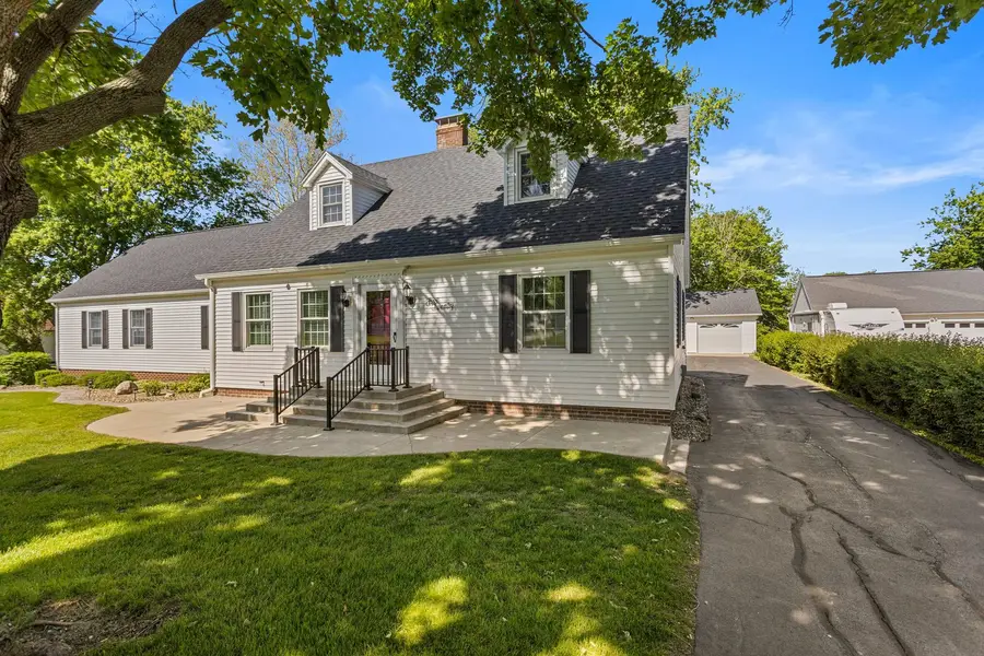 520 S Main Street, Gifford, IL 61847 - #2