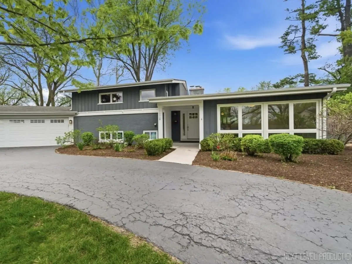 1000 Crest Street, Wheaton, IL 60189 - #1
