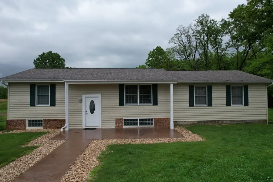 22664 N Hails Lane, Texico, IL 62889 - #3