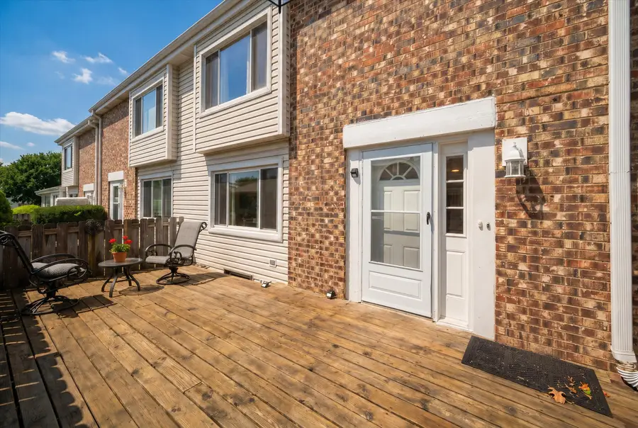 349 E Roland Drive, Glendale Heights, IL 60139 - #2