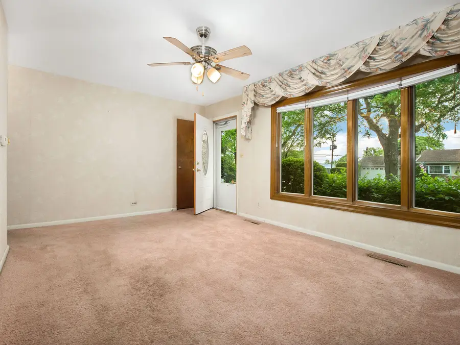 308 N William Street, Mount Prospect, IL 60056 - #3